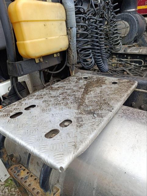 Седельный тягач КАМАЗ 5490-80802-90(5P) (СПГ) 2021 г. - фото 23